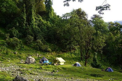 Kuari Pass Trek- 8 Days - Getting There: The 8:00 AM Start from Red Chilli Adventure
