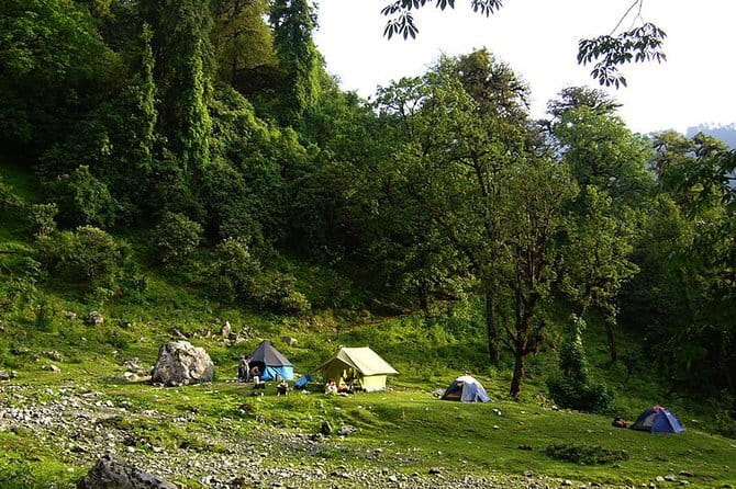 Kuari Pass Trek- 8 Days - Getting There: The 8:00 AM Start from Red Chilli Adventure
