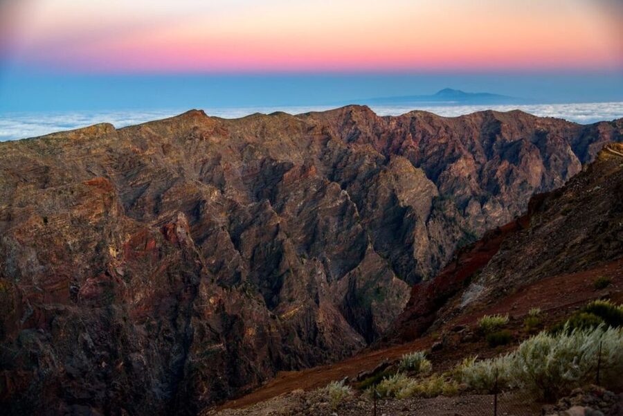 La Palma: Guided Trekking Tour to El Roque de los Muchachos - Starting the Trek: A Trail From the Highest Point Mindset