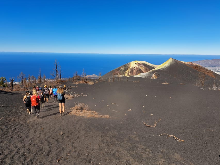 La Palma: Tajogaite Volcano Guided Trek - Getting to Tacande: the quick van ride and the meaningful start