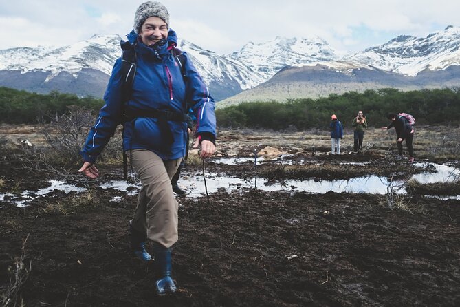 Laguna Esmeralda Trekking Adventure with Lunch - The travel day setup: minibus to Tierra Mayor Valley, then straight into the trek