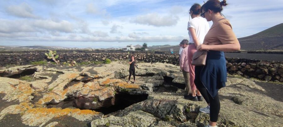 Lanzarote: Timanfaya Natural Park Trekking Tour - Why Timanfaya on Foot Feels Different