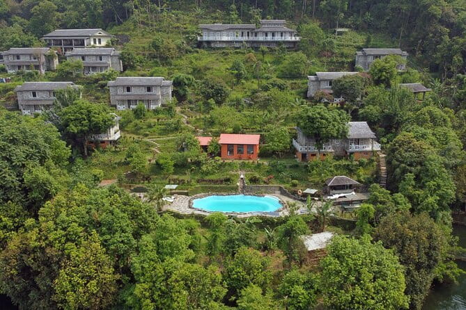 Mardi Himal Trek -5 Day Short Trek From Pokhara - Day 3 to High Camp: leaving the forest behind