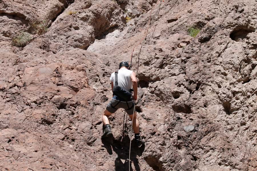 Mendoza: Trekking, Abseiling and Zipline - Who should book (and who should skip)