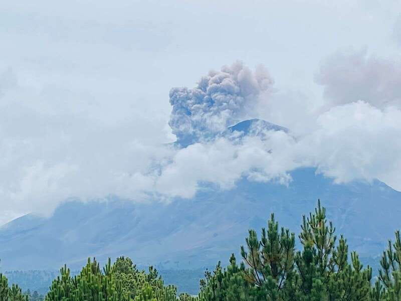 Mexico City: Guided Volcano Trek with Lunch - Guide style and group pacing: why it feels safe