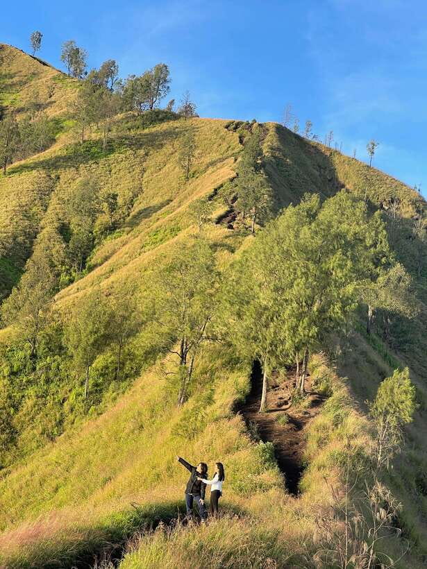 Mount Abang Trekking - Getting There: Early Pickup and What the 8 Hours Really Means