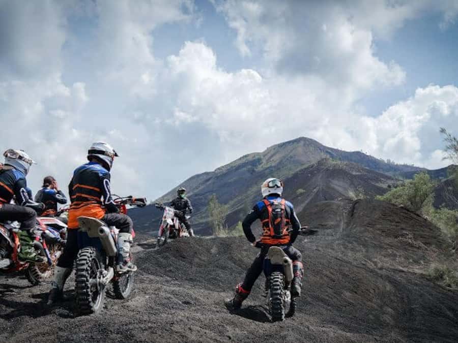 Mount Batur: Sunrise Dirt Bike Trek with Trained Riders - Mount Batur at sunrise: the view you pay for