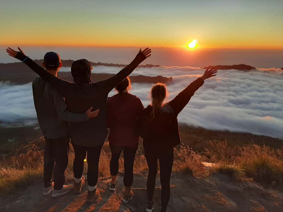 Mount Batur Sunrise Trek & Hot Springs Tour - Kintamani coffee plantation stop: what the 45 minutes really feels like