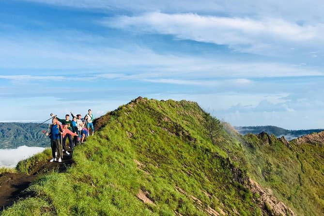 Mount Batur Sunrise Trekking & Hot Spring - Eggs and bananas cooked in volcanic steam: the breakfast that drives the story