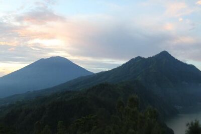 Mount Batur Trekking Sunrise Private Tour - Toya Bungkah to the summit: steep steps, flashlights, and pacing