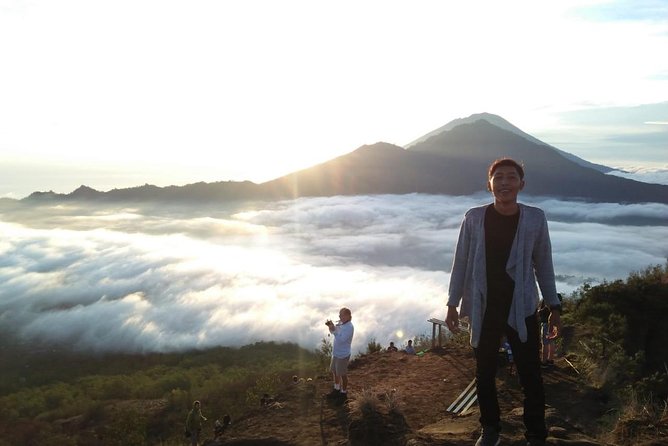 Mount Batur Volcano - Sunrise Trekking with White Water Rafting - Pickup at 1:30am: the logistics that set the tone
