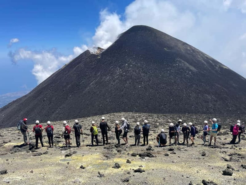 Mount Etna: Central Crater (3,340 meters) with Jeep and Trek - Price and logistics: how the math works for real value