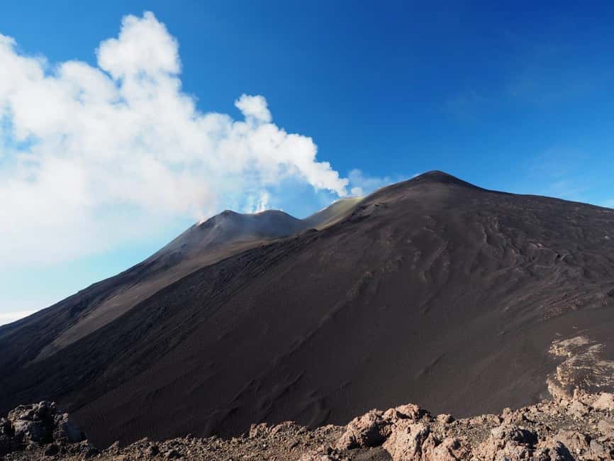 Mount Etna: North Upper Craters Guided Tour by 4x4 with Trek - Valle del Bove views and the 2002 buttonhole craters