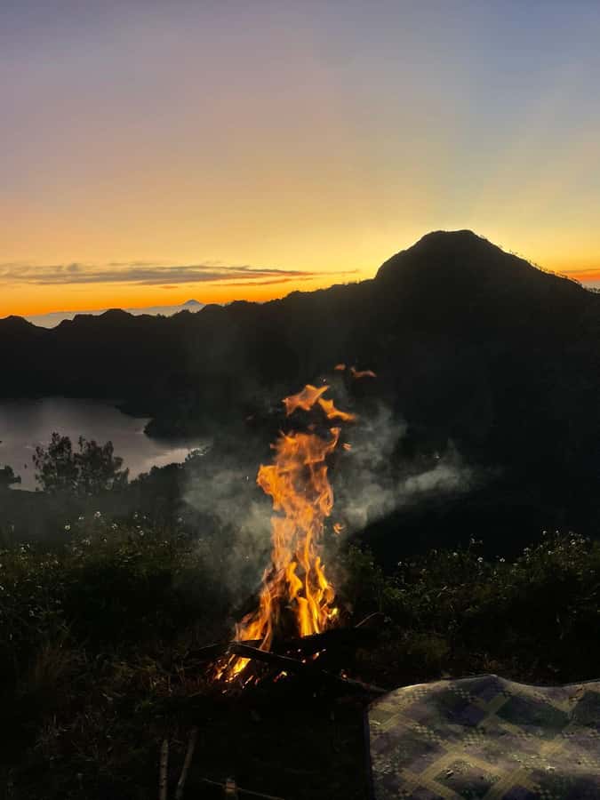 Mount Rinjani: 2D-1N Trekking Summit Sunrise Point Join Tour - Senaru to Sembalun: setting yourself up for the hike