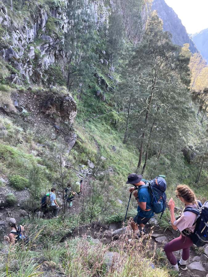 Mount Rinjani: 2D-1N Trekking Summit Sunrise Point Join Tour - The team experience: friendly support that keeps you moving