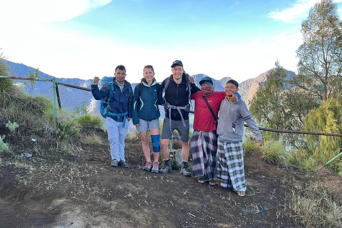 Mount Rinjani Summit Trek Full Sunrise Point (2D-1N) - Meeting point and the practical flow of the day
