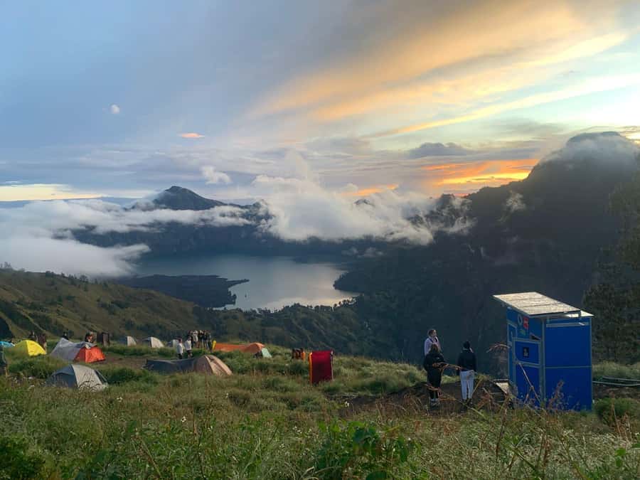 Mount Rinjani Trekking 2D/1N Summit Sunrise & Sunset Views - Descending: rainforest or milder slopes depending on your route transfer