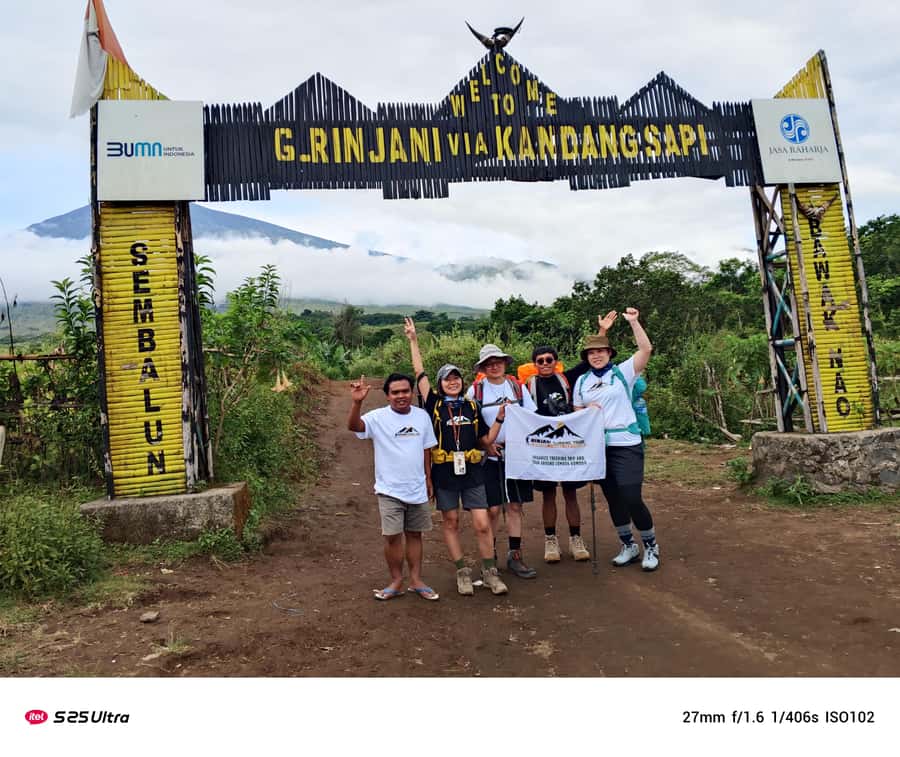 Mount Rinjani Trekking 2D/1N Summit Sunrise & Sunset Views - Gear and packing: avoid the common mistakes