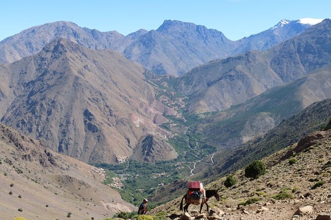 Mount Toubkal Trek-2 day - The Lunch Stop at Sidi Chamarouch Shrine: A Break You’ll Appreciate
