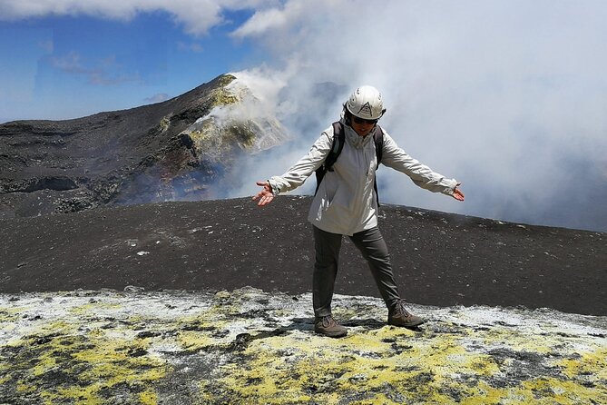 Mt. Etna Trek: Explore the Highest Permitted Peaks – Tickets Inc. - Starting at Piazzale Rifugio Sapienza: the easy pre-hike setup