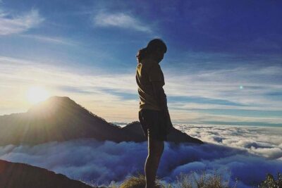 Mt Rinjani Trekking 2 Days 1 Night Summit - Day 1: Briefing plus Sindang Gile & Tiu Kelep Waterfalls