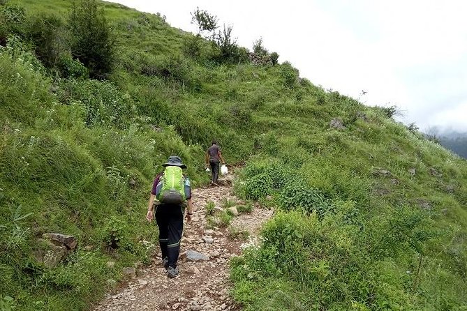 Nag Tibba Snow Trek - Day 1 on the Trail: Lunch on the Move and Camp Before Dark
