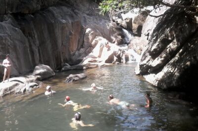 NHA TRANG WATERFALL TOUR -Off the beaten track (TREKKING, CLIMBING, SWIMMING) - The half-hour jungle trek: short, but still a trek