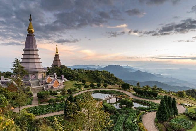 One day Doi Inthanon National Park & Trekking on Kew Mae Pan - Kew Mae Pan Nature Trail Trek: Evergreen Forest and the 3.2 km Work Part