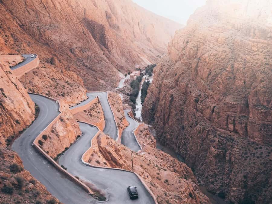 Ouarzazate to Marrakech: 3-Day Desert Tour with Camel Trek - Day 2: Todra Gorges cliffs, Tinghir greenery, then Merzouga camel trekking at dusk
