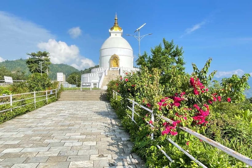Pokhara: 1-Day World Peace Pagoda and Lord Shiva Statue Trek - Pumdikot Lord Shiva Statue hike: the 15-meter payoff