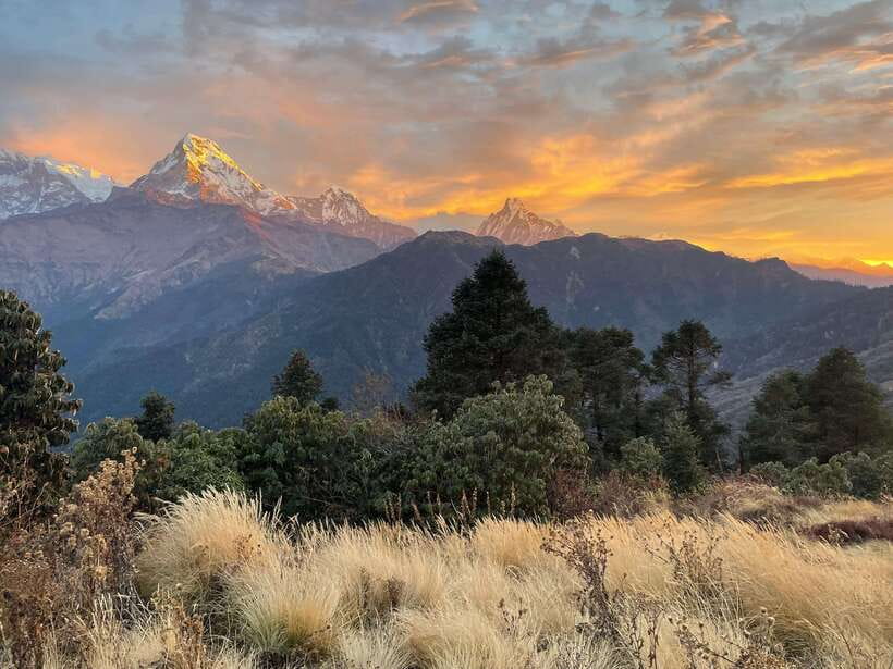 Pokhara: 4-Day Poon Hill and Ghandruk Guided Trek - Poon Hill sunrise: how to get the most from two hours