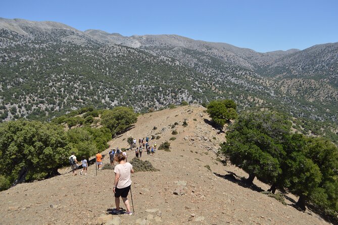 Private Trekking Rouvas Gorge - Dyo Prini or Return to the Lake: Choose Your View vs. Your Energy