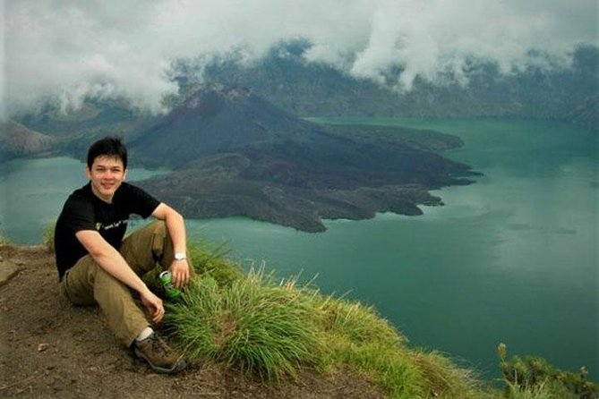 Rinjani Trekking 3D2N Summit - Day 1 in Senaru: Pickup, Arrival, and a Real Base Night