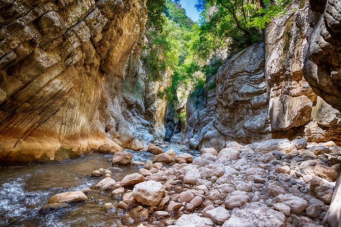 River Trekking in Neda - Pacing, Duration, and Group Size: How the Day Will Feel