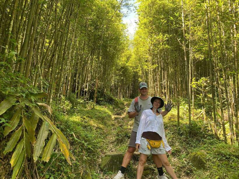 Sa Pa: Muong Hoa Valley Trek and Local Ethnic Villages - Choosing your guide: small group pacing and what quality looks like