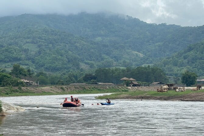 Safety whitewater rafting in Chiangmai by Khampan Rafting - Photos and videos: how to get action shots without fuss