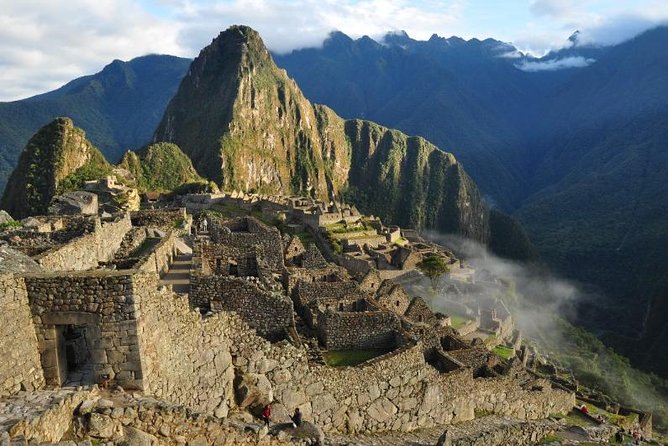 Salkantay 5-Day Trek To Machu Picchu - Day 3: Upper jungle vibes near Santa Teresa River and the hot springs option