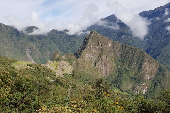 Salkantay Trek Standard 5D/4N - Small-Group Trekging at 15: Where You Feel It