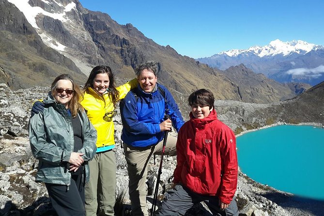 Salkantay Trek To Machu Picchu 5 Days And 4 Nights - Day 3: Gentler walking, rainforest trail, and the coffee tour at Lucmabamba
