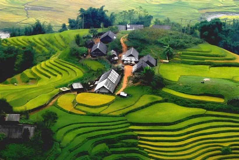 SAPA 1 DAY - Mountain Views And Villages Trek - Long Trek - Hau Thao village: daily life, rice fields, and cultural lessons