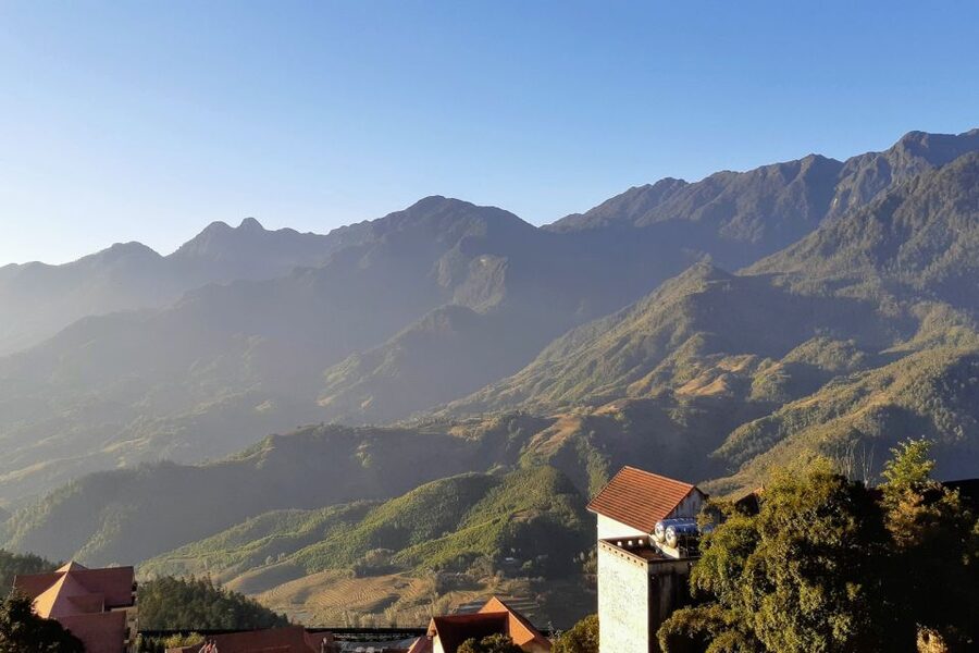 Sapa: 3-Day, 3-Night Trek and Hotel with Overnight Train - Homestay and handicraft center: learning without making it a performance