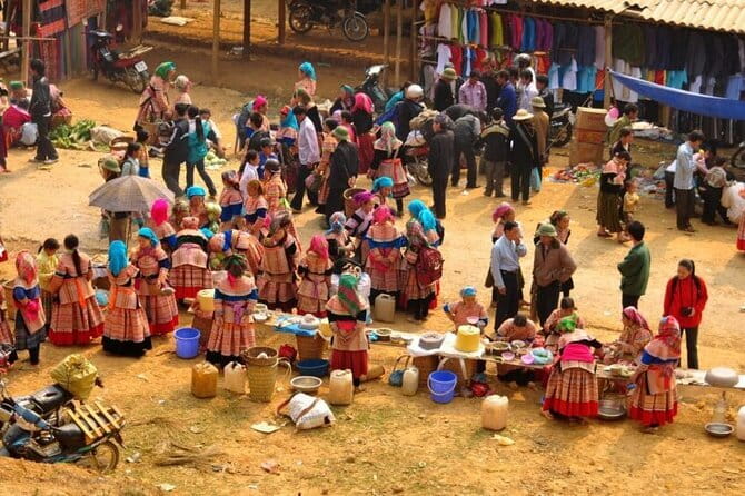 Sapa Trekking & Cooking with H’Mong Locals –Local Culture - Ta Van Village: The Walk Ends, the Day Transfers Back to Town