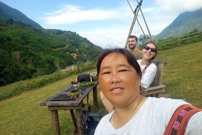 Sapa Trekking / Hiking through Sapa Valley with native Hmong - Two Days Between Ta Van and Hoang Lien: How the Value Works