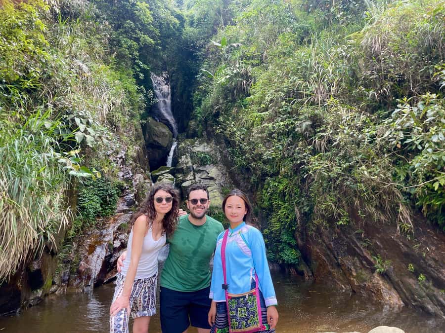 Sapa Trekking Private Tour With Ethnic Female Tour Guide - A 4-hour Sapa trek that feels personal, not scripted