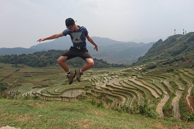 Sapa Trekking Tour - 1 day - Stop 1: Lao Chai Viewpoint and Black Hmong Village Life