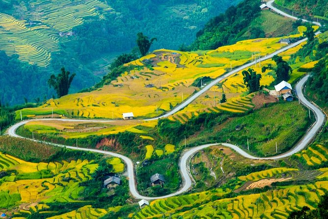 Sapa Villages trekking and homestay 2 Days/ 1 night package tour: best selling - Day 2: rooster-time breakfast, bamboo forest, Silk Waterfall, and Giang Ta Chai
