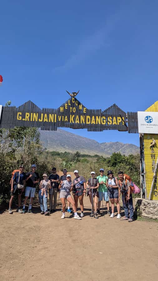 Sembalun/Senaru: Mt. Rinjani Summit 2-Day Trekking Tour - Getting There From Senaru or Sembalun: Logistics That Affect Your Day