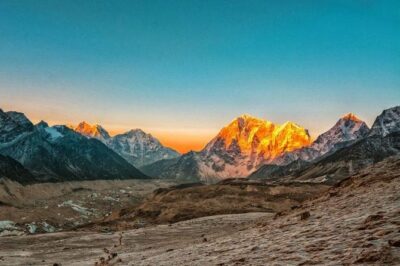 Shortest Everest Base Camp Trek 11 Days - Kathmandu pickup and a 6:15am start you should take seriously