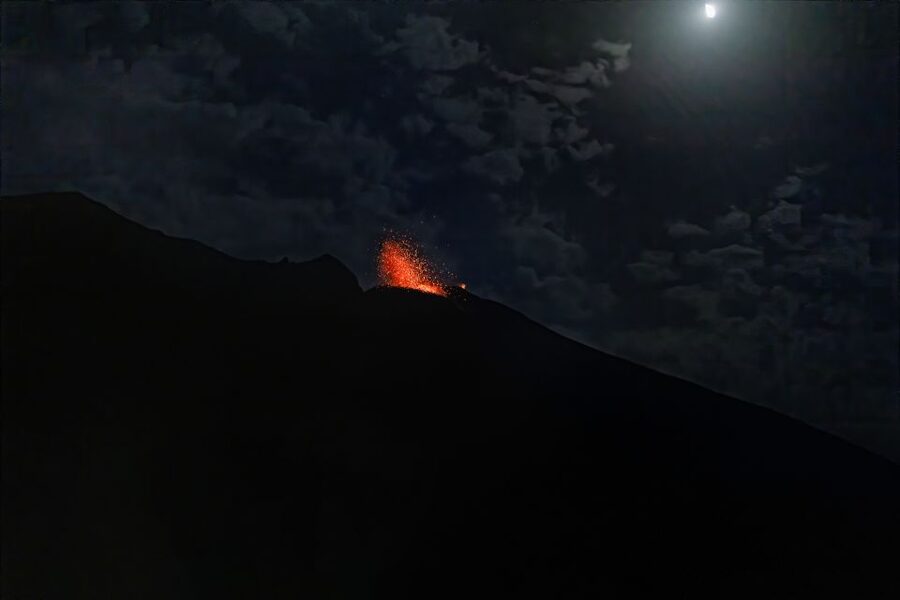 Stromboli: Sunset Trekking at Sciara del Fuoco - The uphill hike to 400 meters: steep effort, great sea angles