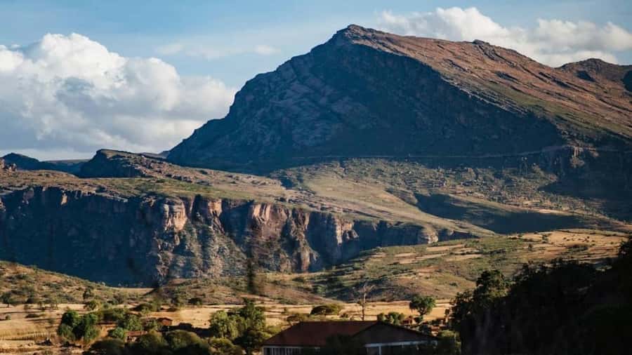 Sucre: 2 days trek in Inca Trails and the Crater de Maragua - Day 2: leaving the crater to Niño Mayo and the dinosaur footprints